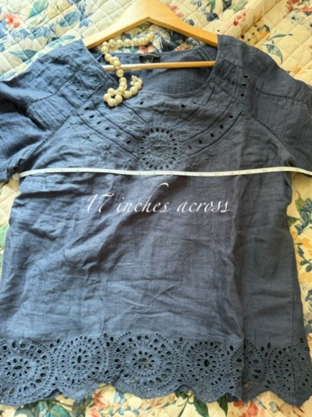 Ann Taylor Blue 100% Linen Women's Tunic Top- size medium- with cutout detailing - Picture 5 of 7